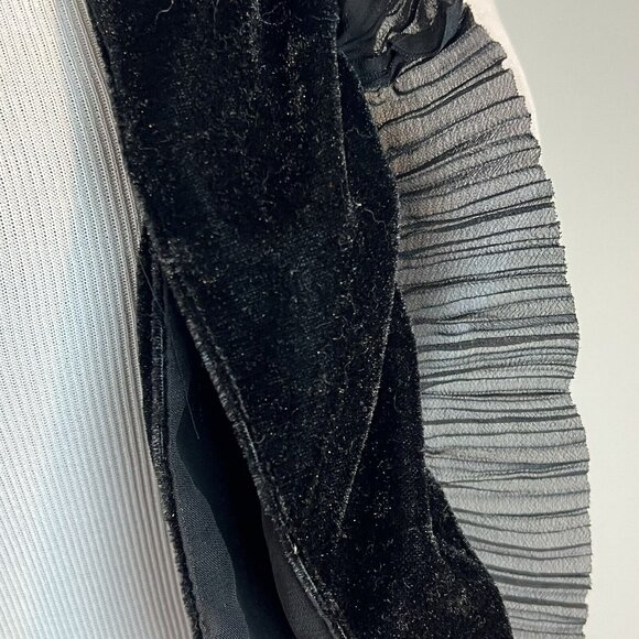 Chico’s Scarf Black Slinky Velvet Oblong NWT Whimsigoth Witchy - Picture 8 of 8